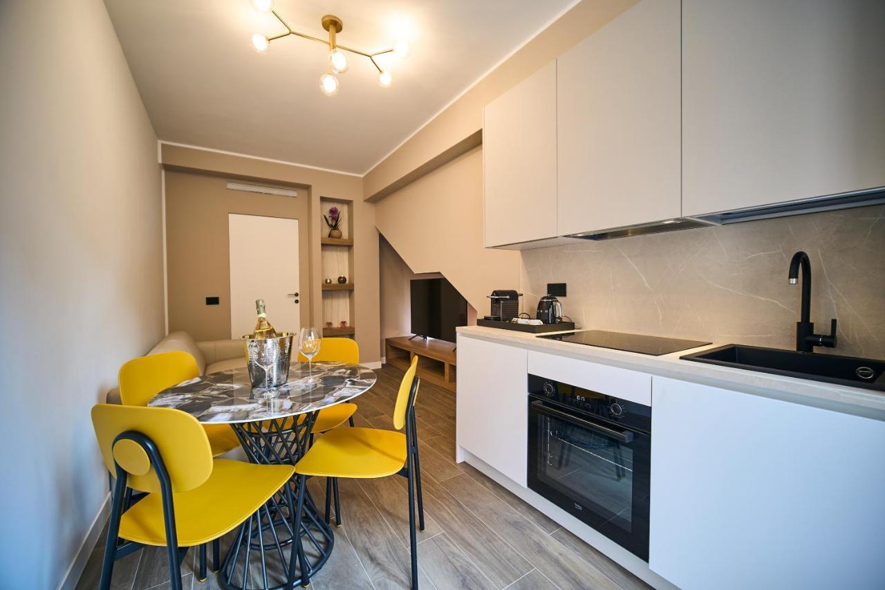 Luxury & Central Apartment Milaan Buitenkant foto