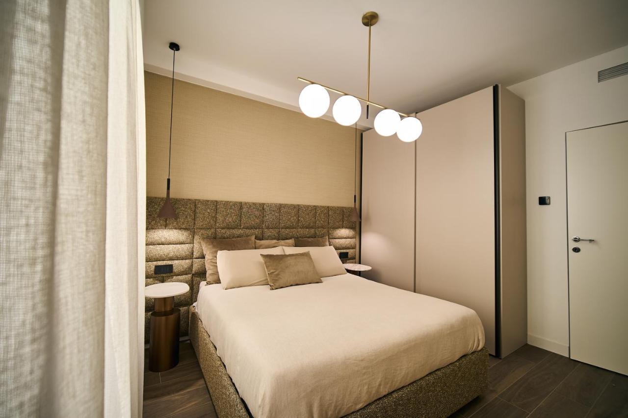 Luxury & Central Apartment Milaan Buitenkant foto