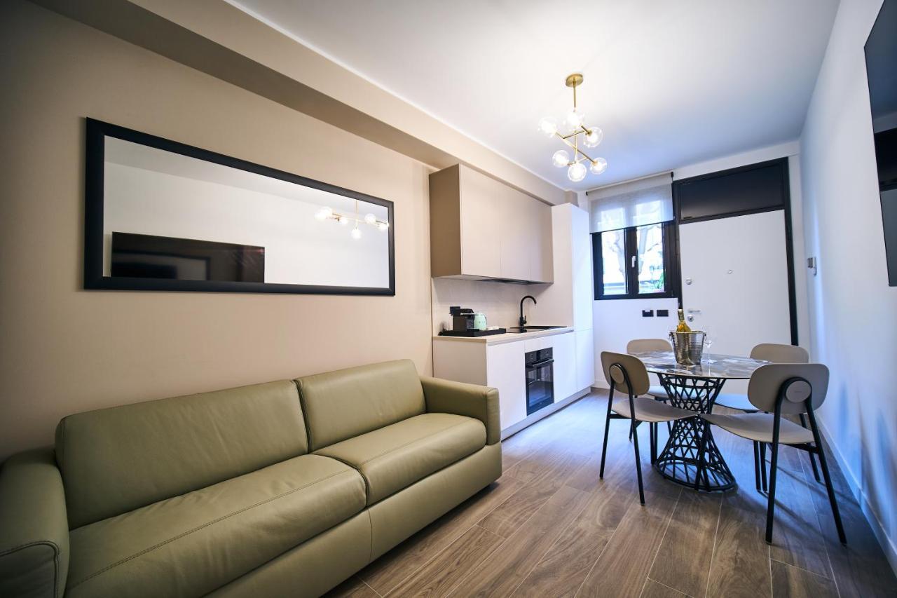 Luxury & Central Apartment Milaan Buitenkant foto