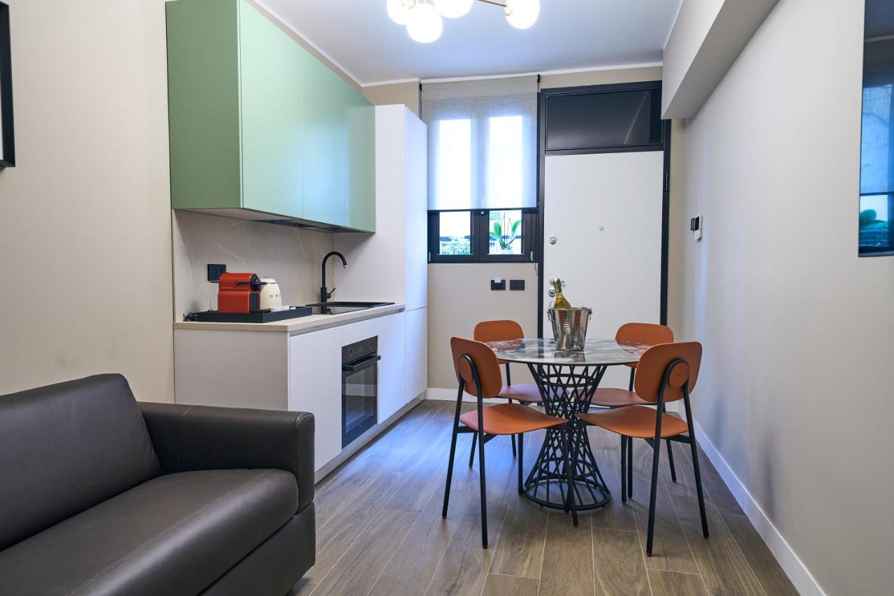 Luxury & Central Apartment Milaan Buitenkant foto