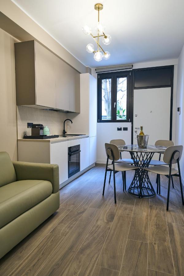 Luxury & Central Apartment Milaan Buitenkant foto