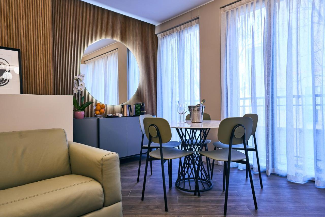 Luxury & Central Apartment Milaan Buitenkant foto