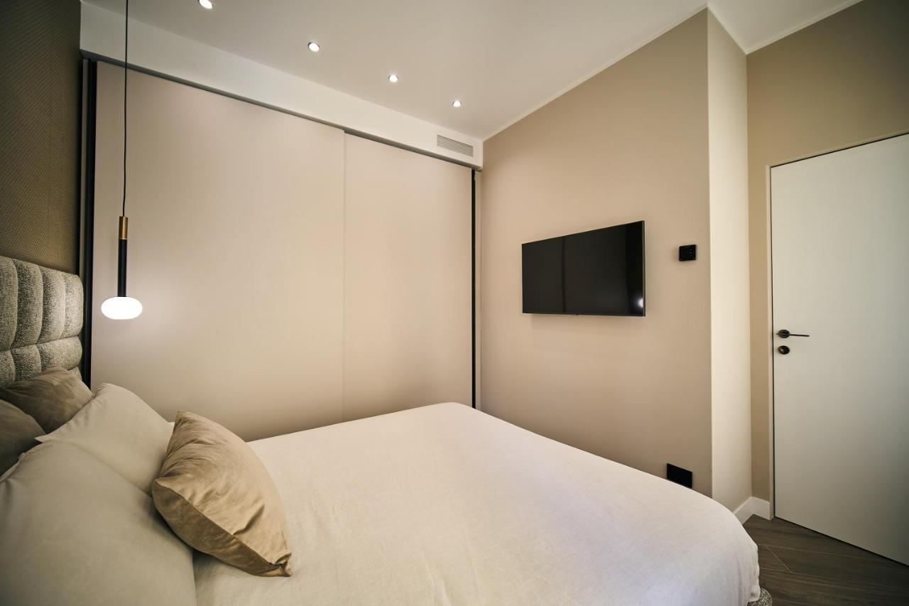 Luxury & Central Apartment Milaan Buitenkant foto
